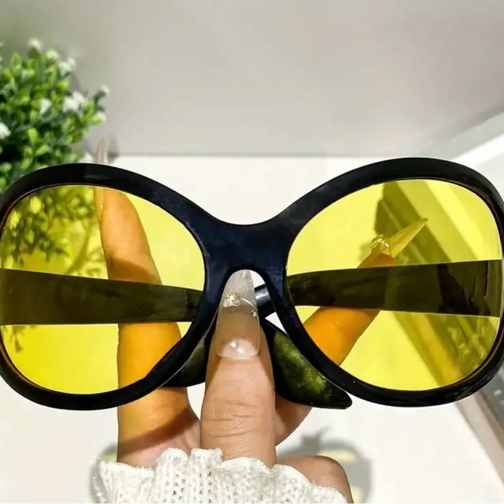 Black and Yellow Sunglasses
